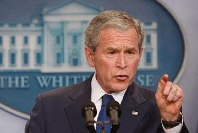 Mantan presiden AS, George W Bush. Pada 20 Maret 2003, rudal Amerika Serikat (AS) telah menghantam ibu kota Irak, Baghdad. 