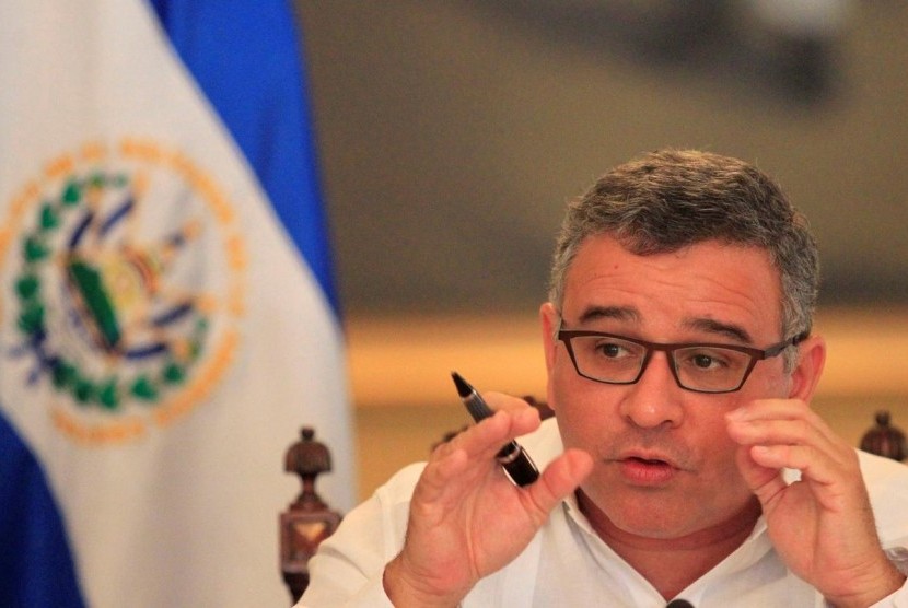 Mantan presiden El Salvador Mauricio Funes sudah mendapatkan kewarganegaraan Nikaragua.