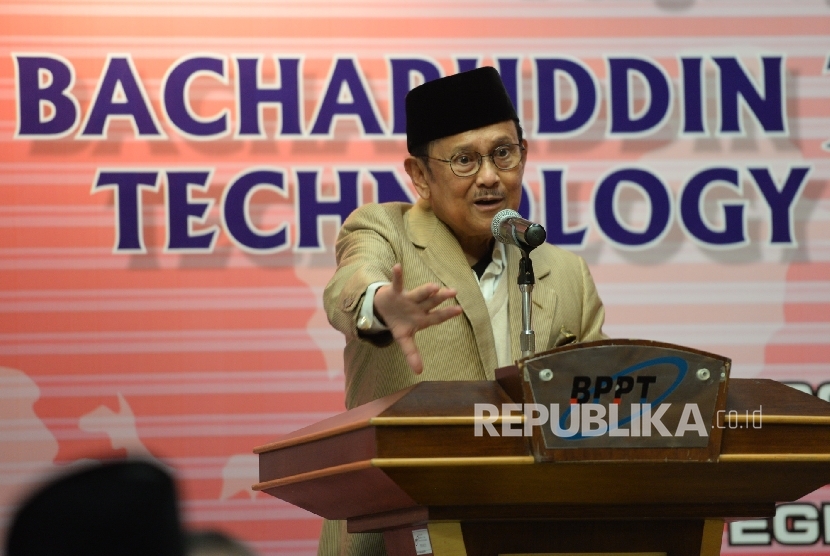 Mantan Presiden RI ke-3 BJ Habibie