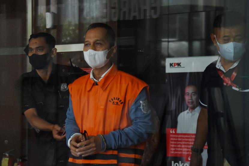 KPK mendalami pernyataan Rektor nonaktif Universitas Lampung (Unila) Karomani soal pejabat yang diduga menitipkan calon mahasiswa baru.