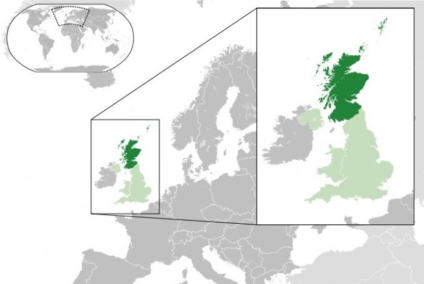 Map of Scotland in dark green 