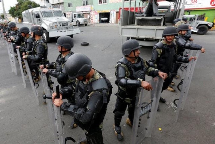 Polisi Meksiko, ilustrasi