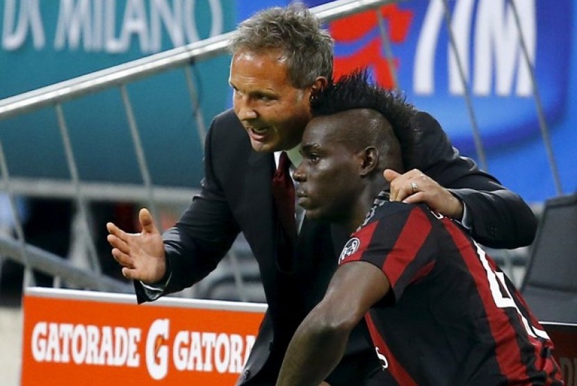 Mario Balotelli (kanan) dan Sinisa Mihajlovic