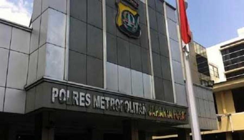 Markas Polres Metro Jakarta Pusat (Mapolrestro Jakpus).