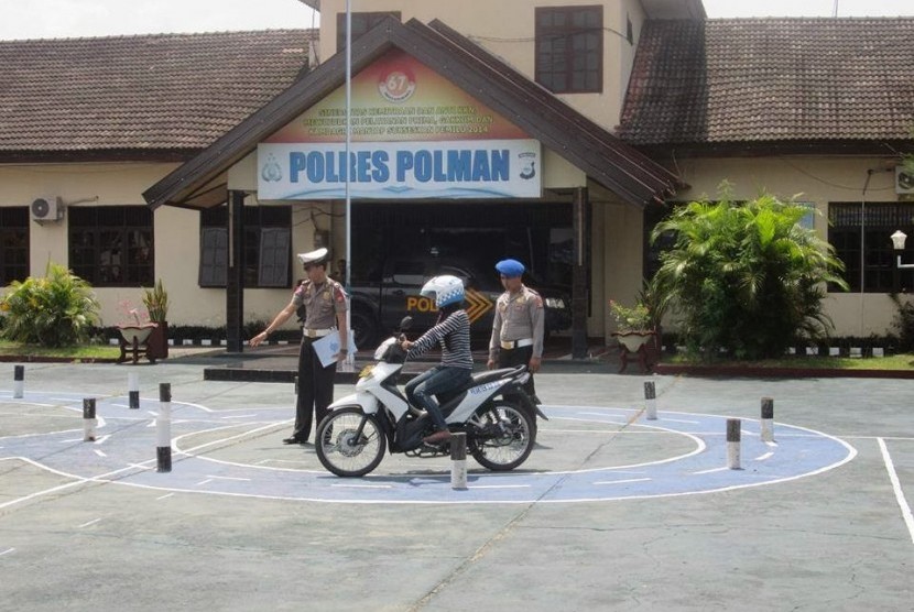 Markas Polres Polewali Mandar, Sulawesi Barat.