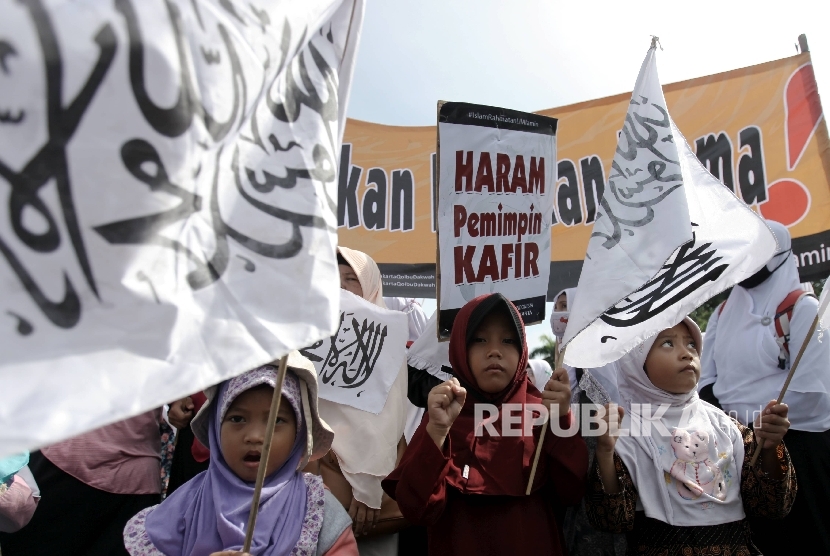 Massa Hizbut Tahrir Indonesia (HTI).