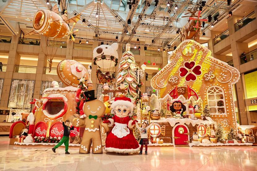 Masa libur natal dan tahun baru tinggal di depan mata. Jika anda ingin menghabiskan waktu di luar negeri, Hong Kong bisa menjadi salah satu pilihan. 