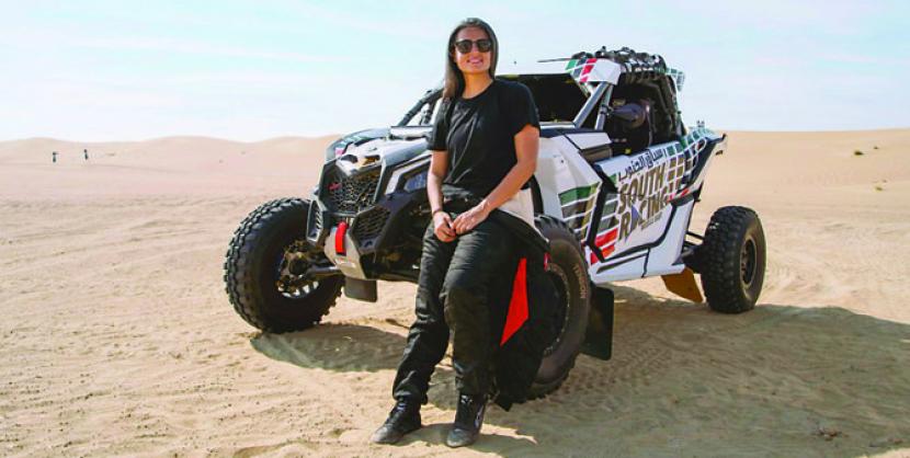 Cetak Sejarah, Pereli Wanita Arab Saudi Siap Beradu dalam Ajang Reli Dakar. Mashael Al-Obaidan (33 tahun) menjadi wanita Saudi pertama yang akan mencetak sejarah persaingan Reli Dakar. Al-Obaidan mengaku siap untuk debut perdananya di ajang yang paling menantang di Dakar Rally 2022 yang akan berlangsung pada 2-14 Januari mendatang. 