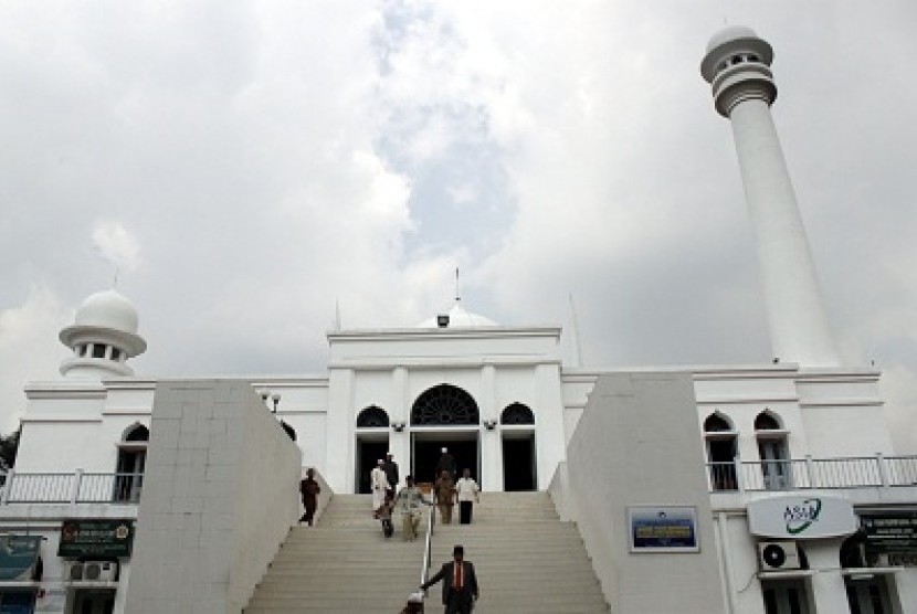 Masjid A-Azhar Kebayoran Baru Jakarta Selatan
