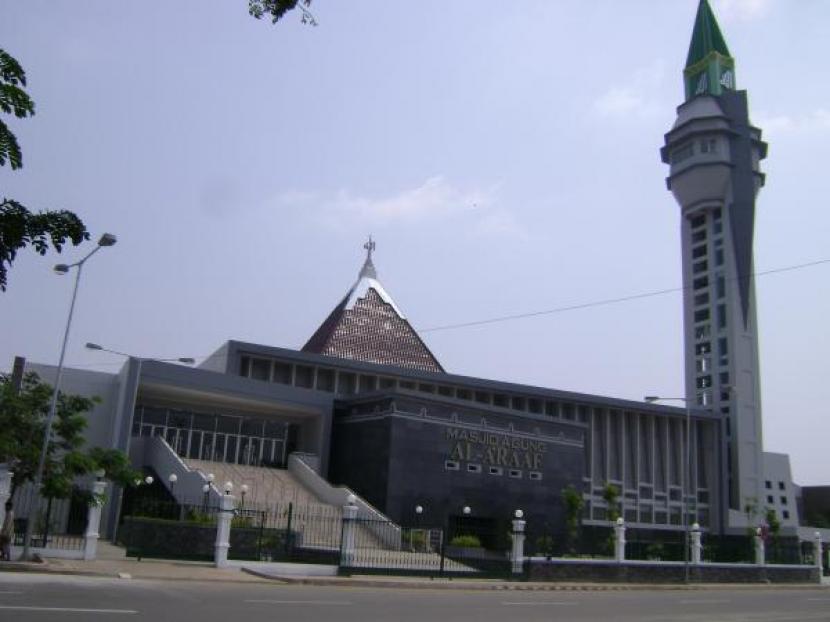 Kemenag Lebak Ingatkan Penyuluh Agama Sebarkan Prokes. Masjid Agung Al Araf, Rangkasbitung, Lebak, Banten.