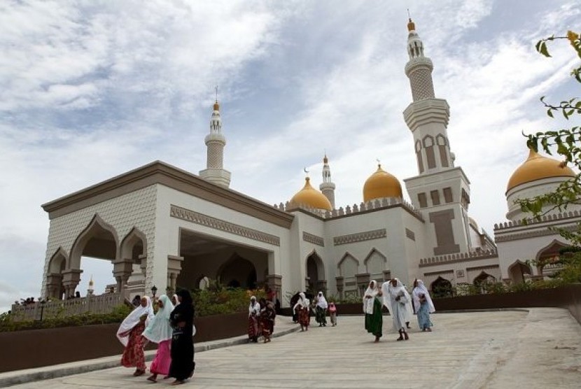 Masjid-masjid di Filipina sempat tidak beroperasi selama masa karantina. Masjid Agung Cotabato, Filipina.