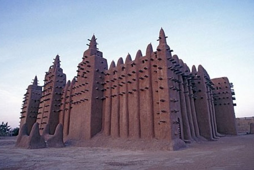  Masjid Agung Djenne di Mali, Afrika Barat.