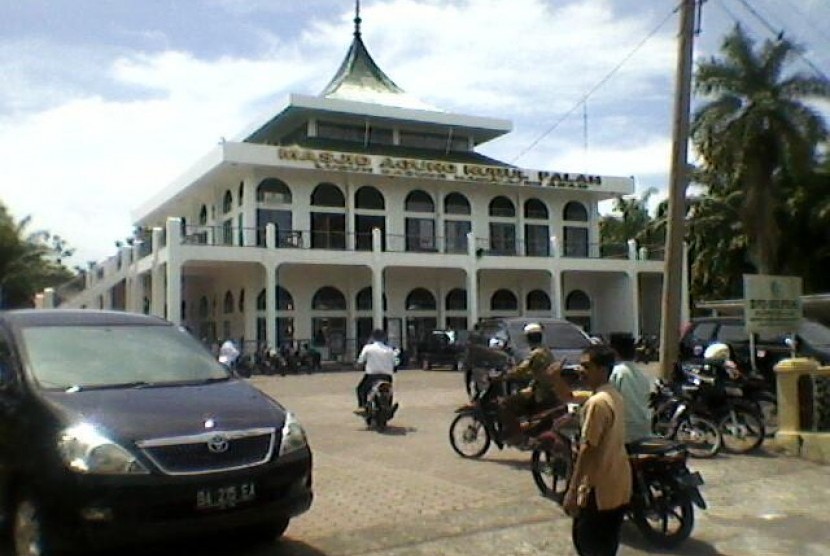 Masjid Agung Nurul Falah Lubuk Basung
