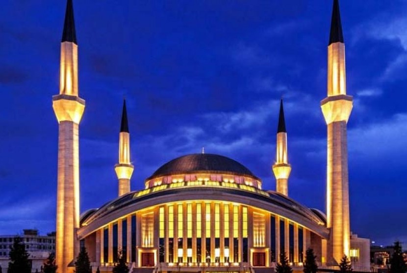 Masjid Ahmed Hamdi Akseki