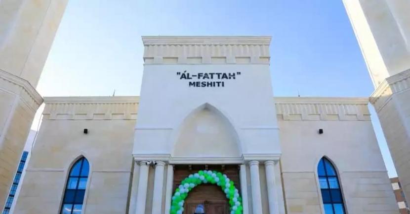 Masjid Al Fattah di Kazakhstan