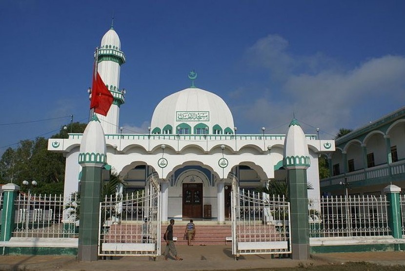 Cegah Corona, Vietnam Tutup Penerbangan dan Masjid. Foto Ilustrasi: Masjid Al-Ihsan di An Giang, Vietnam.(en.wikipedia.org)