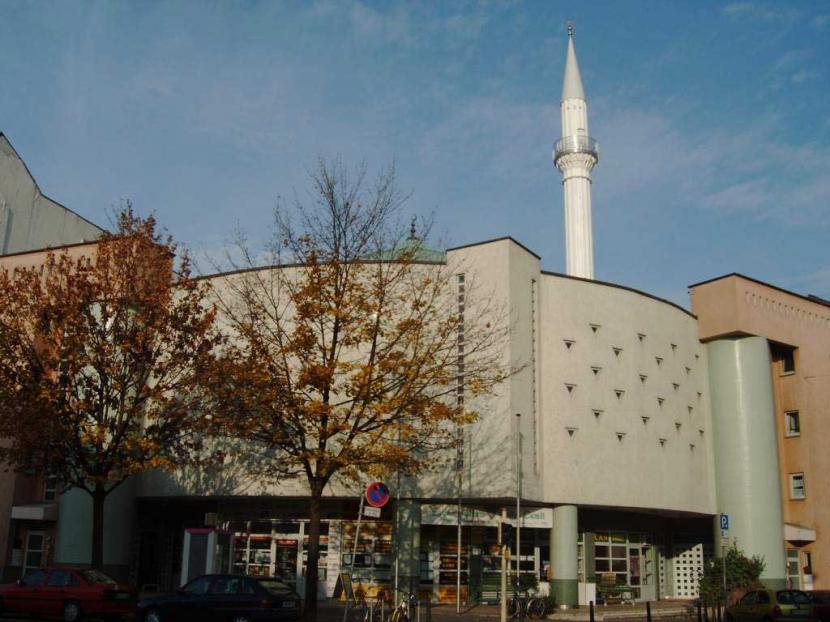 Masjid Al-Quds Hamburg, Jerman.