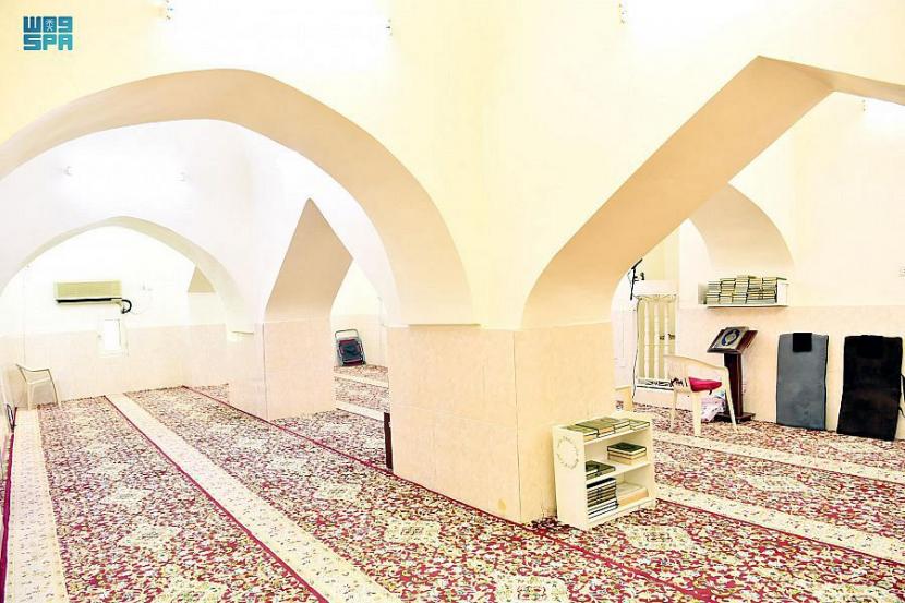 Masjid Al Rayyan di Jazan, Arab Saudi memiliki sejarah masa lampau yang kental. Masjid ini dikenal disebut Masjid Arkeologi di Pusat Lembah Jazan, kemungkinan berusia lebih dari 400 tahun. Mengenal Masjid Kuno Al Rayyan Berusia 400 Tahun di Arab Saudi