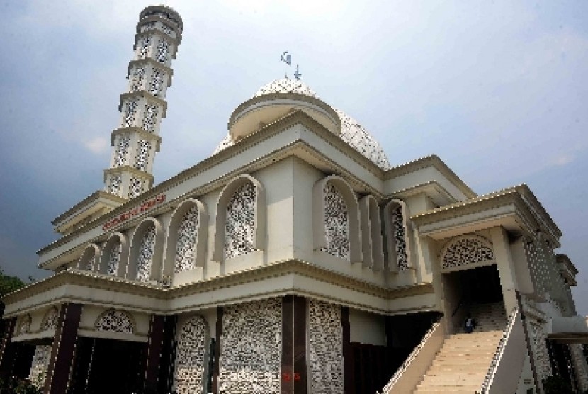 Masjid Al Wiqoyah, Perpaduan Gaya Timur Tengah, Afrika 