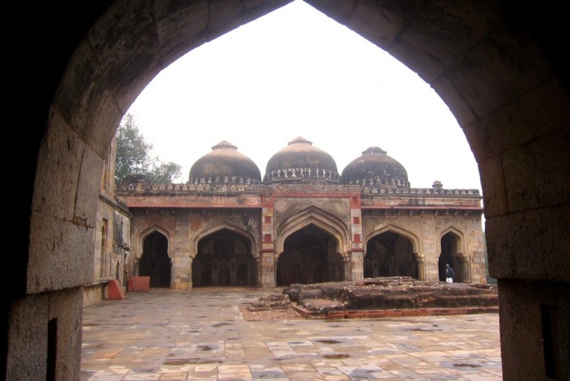 Masjid Alamgir Varanas