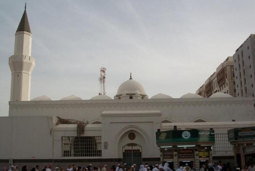 Masjid Ali bin Abi Thalib di Madinah, Arab Saudi.