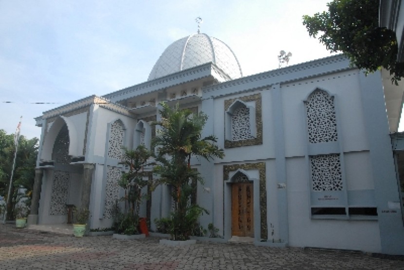 Masjid At-Taqwa, Srengseng Sawah, Jakarta.