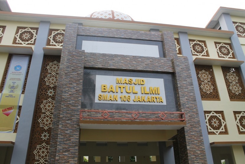 Masjid Baitul Ilmi SMAN 106 Jakarta