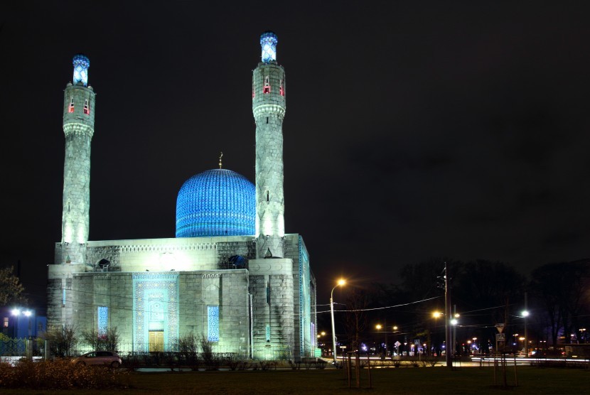 Masjid Biru di Pulau Petrogradsky, Sankt Peterburg.