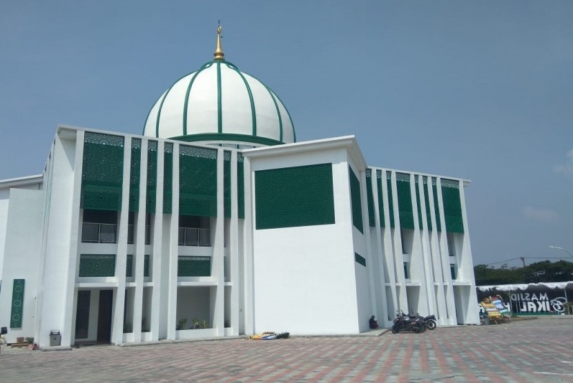 Masjid Cikal Harapan, Jalan Raya Cileungsi, Perum Citra Indah Jonggol, Kab Bogor. Masjid tersebut diresmikan pada 25 Februari 2019 oleh para pendiri YPS
