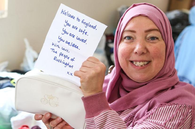 Masjid di Inggris telah mendapat banyak sumbangan untuk pengungsi Afghanistan.