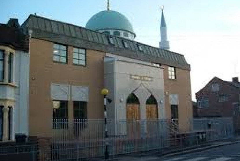  Masjid E Umer, yang berada di Queens Road, Walthamstow, London Raya, Inggris.