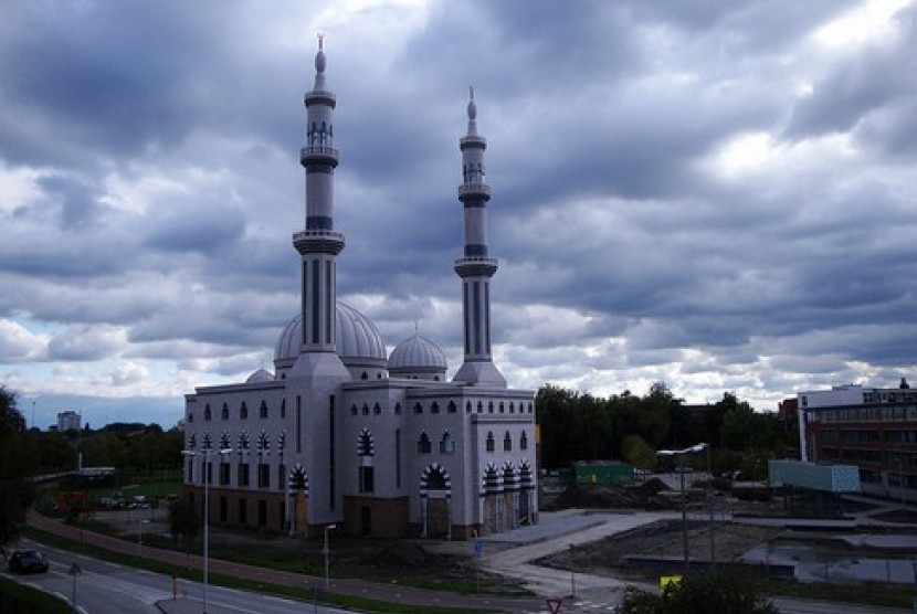 Berkunjung ke Masjid Essalam Amsterdam (ilustrasi).