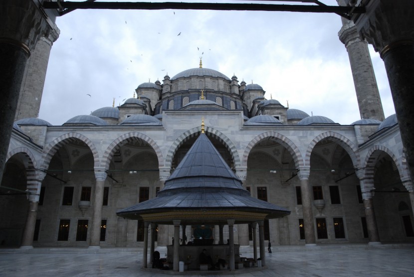 Masjid Fatih Cami