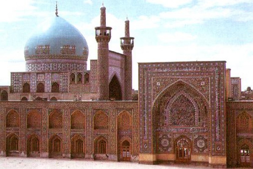  Masjid Goharshad di Khurasan.