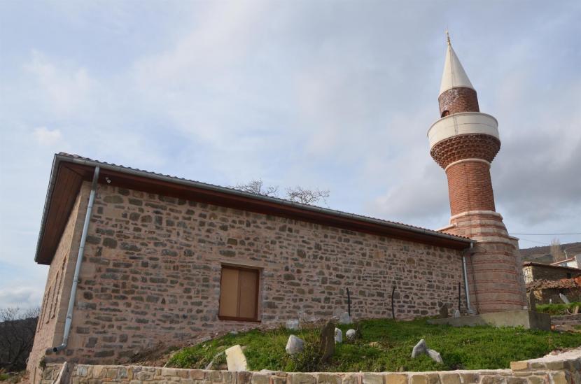Masjid Masa Utsmaniyah di Turki Dibuka Maret. Masjid Guzelkoy yang dibangun sejak masa Kekhalifahan Utsmaniyah akan dibuka setelah restorasi.