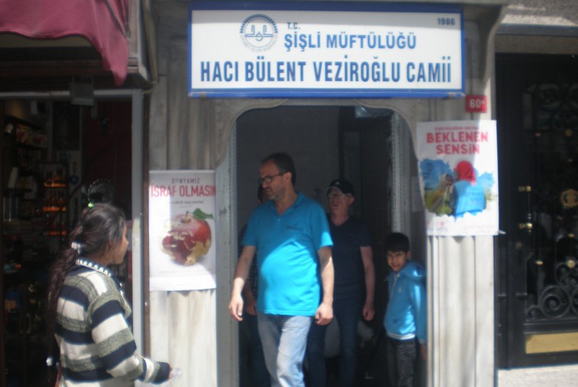 Masjid Haci Bulen Veziroglu, Istanbul, Turki.