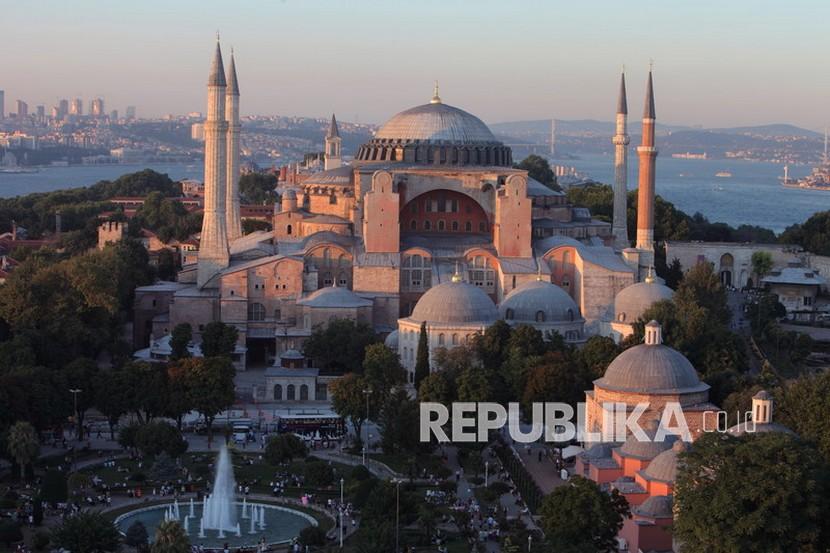 Afrika Selatan Siarkan Langsung Sholat Jumat Hagia Sophia. Foto: Masjid Hagia Sophia