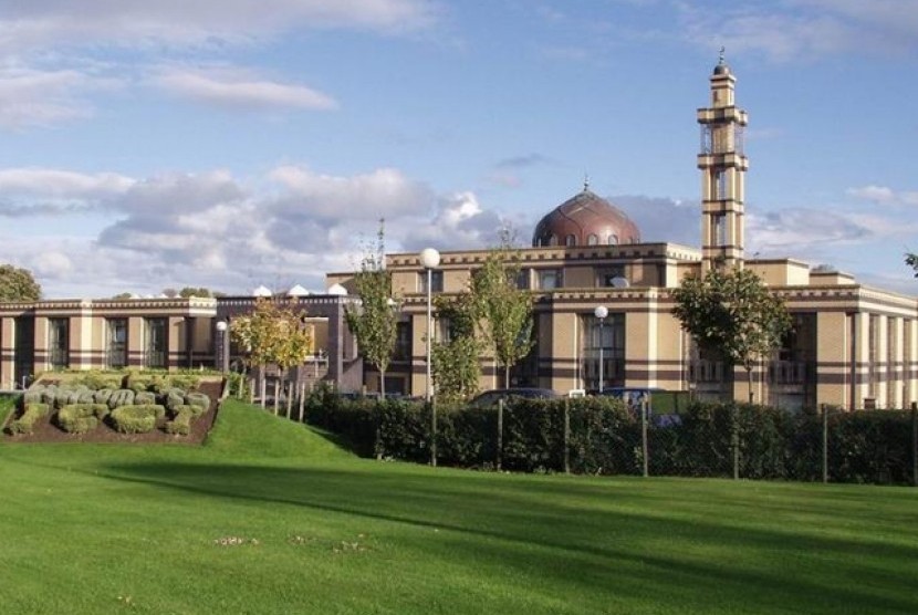 Masjid ICCI Irlandia (Ilustrasi)
