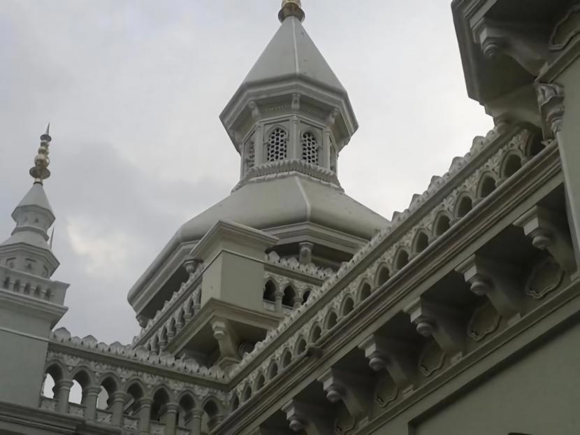Masjid Iqbal Ud Daula atau dikenal dengan Masjid Spanyol di Hyderabad, India. Masjid-Masjid di Bhiwandi India Serukan Vaksinasi Campak
