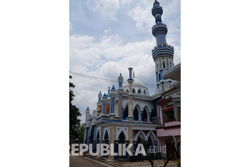 Masjid Jami Nurul Iman, Arcamanik Bandung.