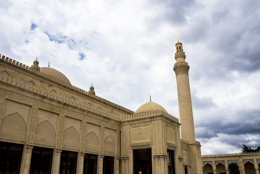 Masjid Juma Shamakhi.