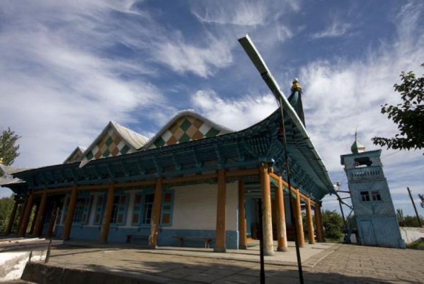 Masjid di Sepanjang Jalan Tol Kirgistan Ditutup . Masjid Karakol, Kirgistan. Ilustrasi