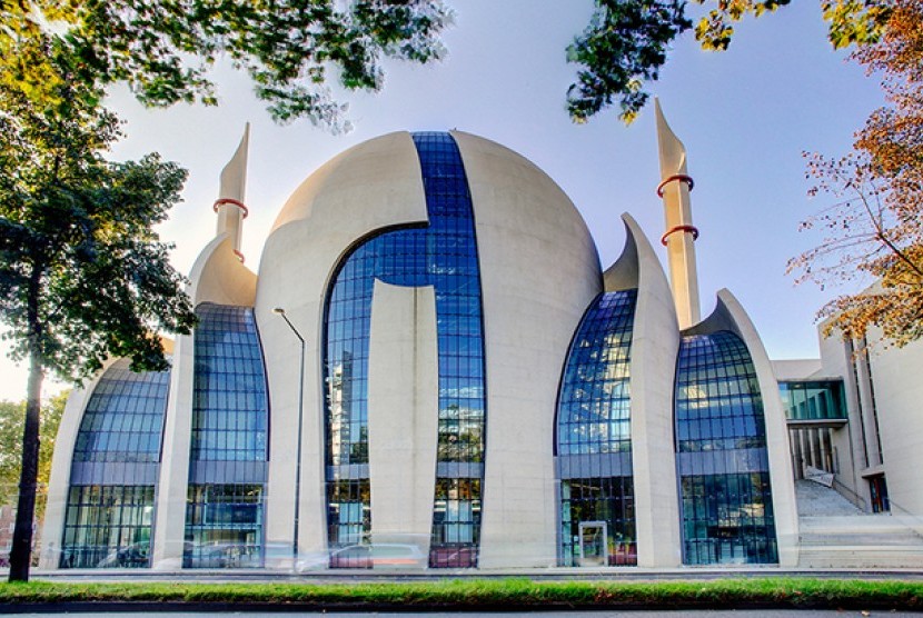 Masjid Koln, Jerman. 
