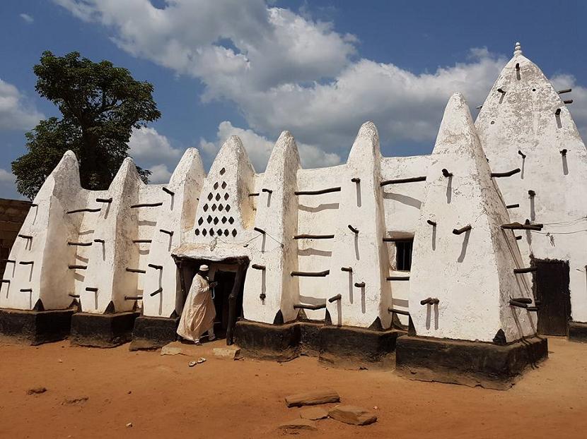 Masjid Larabanga di Ghana 