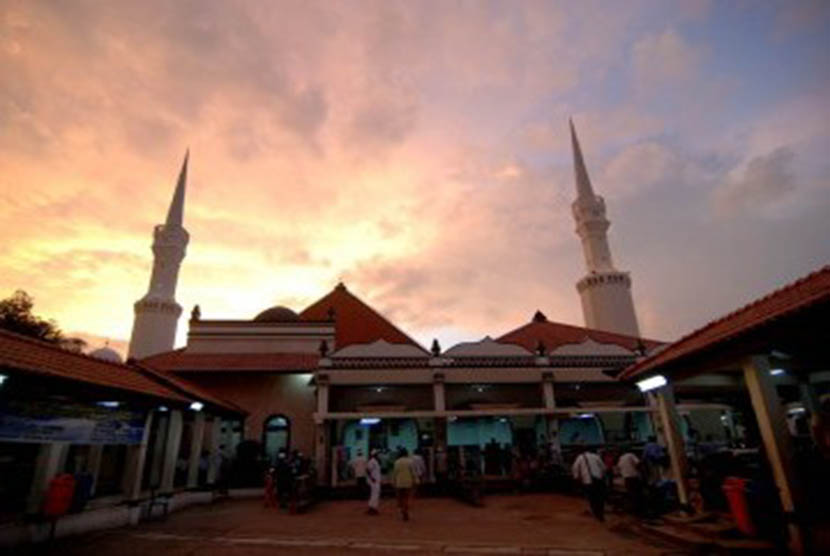 Masjid Luar Batang, Jakarta Utara, Rabu (8/2). (Republika/Prayogi)