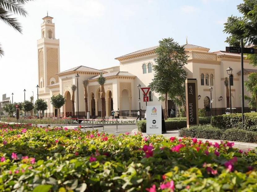 Masjid Madinat Badr di Dubai, Uni Emirat Arab (UEA) bisa menampung 1.600 jamaah. UEA Hapus Jarak Sosial Antara Jamaah di Masjid