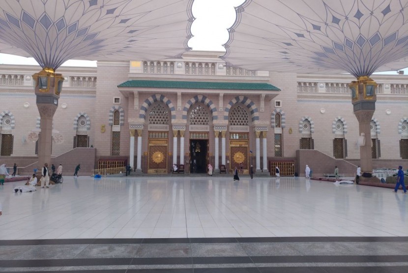 Suasana renovasi Mataf Masjidil Haram.