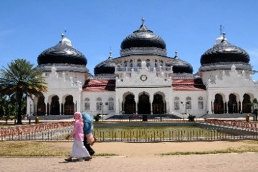Masjid Raya Baiturahman Aceh. 