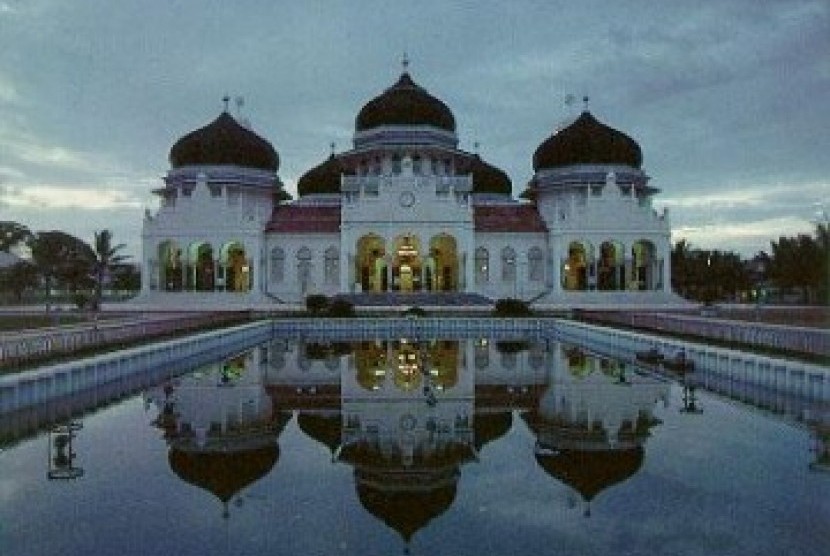 Masjid Raya Baiturrahman, Banda Aceh, ilustrasi