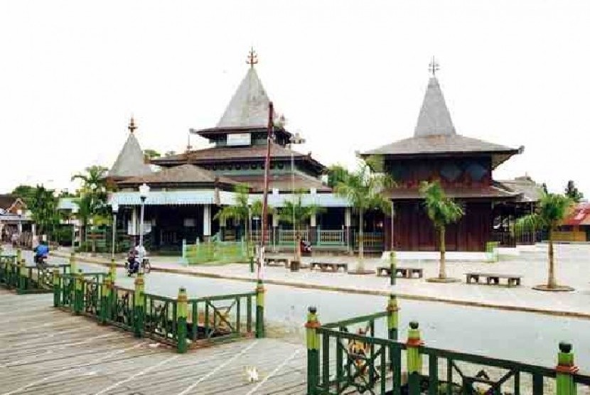 Masjid Sultan Suriansyah Kerajaan Banjar